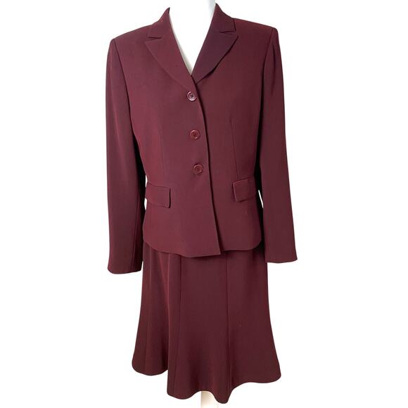 Anne Klein Petite Sz 10P 2-Piece Skirt Suit / Blazer Jacket Burgundy Minimalist - Picture 1 of 10